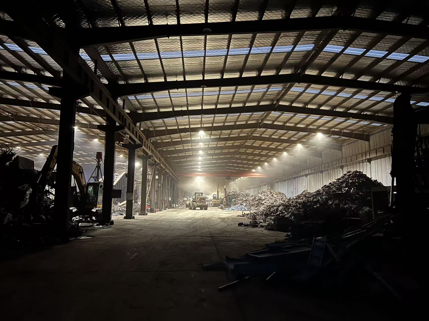 二级彩钢瓦破碎料